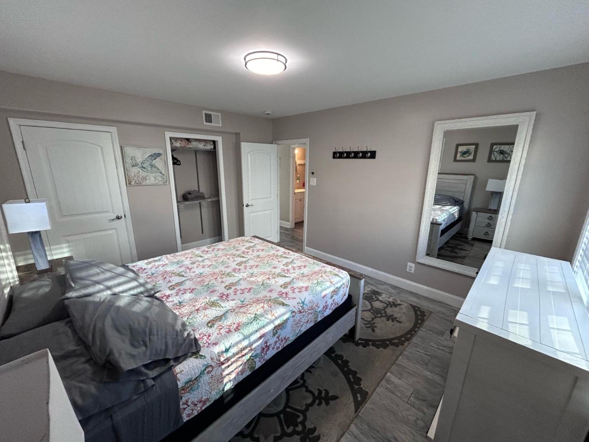 Beach Block Parking Modern Decor Porch Brigantine Exterior photo