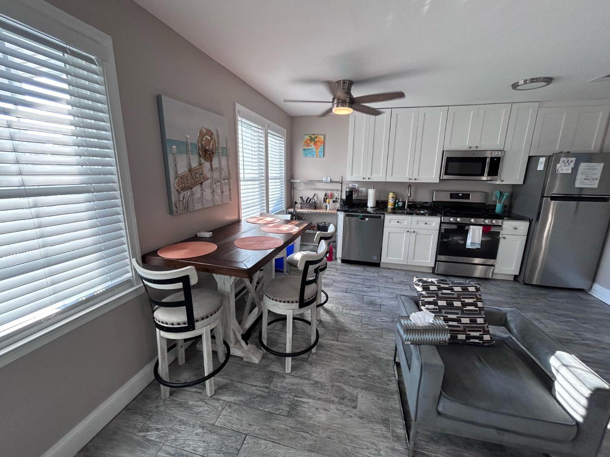 Beach Block Parking Modern Decor Porch Brigantine Exterior photo